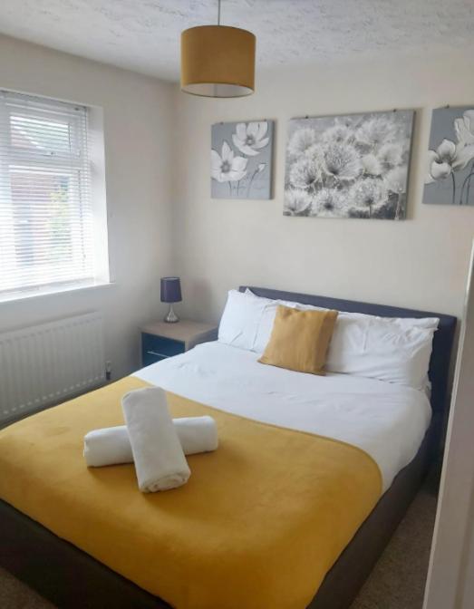 Ashford Holiday Home Smithy Drive Sleeps 5 Free Wifi And Vehicle Parking Kingsnorth Exteriér fotografie